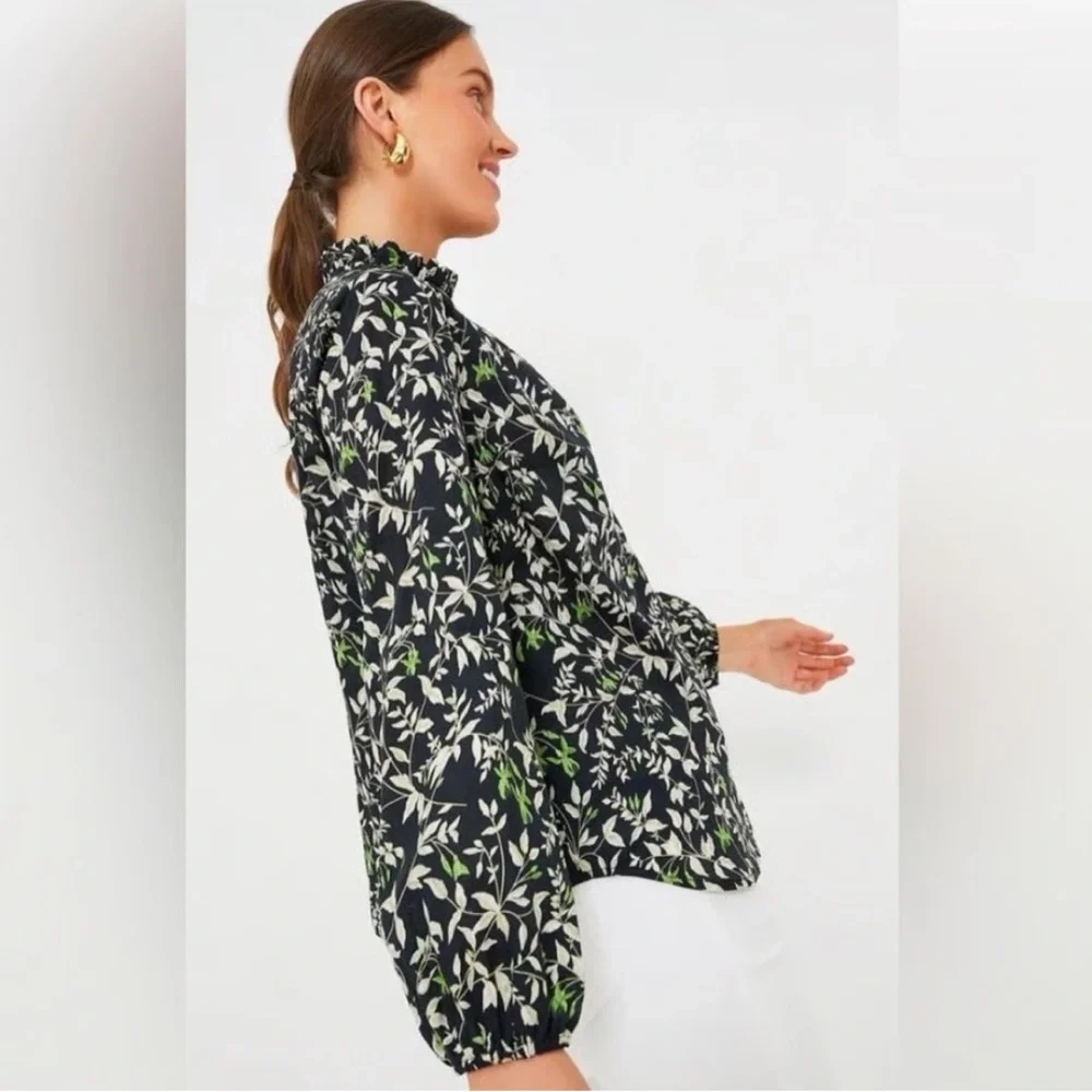 NWT Tuckernuck Verdant Iris Avalon Blouse w/ Green and White Leaf Pattern Sz XS - Picture 3 of 10